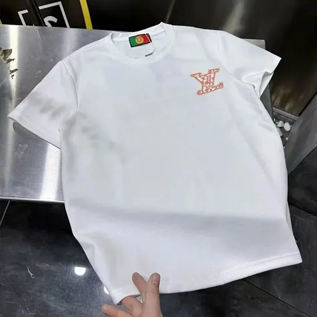Unbranded T-Shirts Short-Sleeve T-Shirt with Embroidered Monogram Design product detail image 4