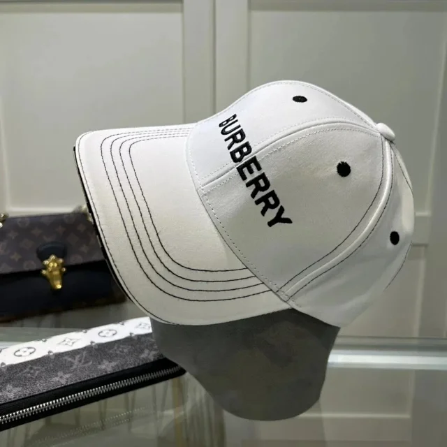 Burberry Hats Baseball Cap with Embroidered Logo or Equestrian Knight Emblem product detail image 2