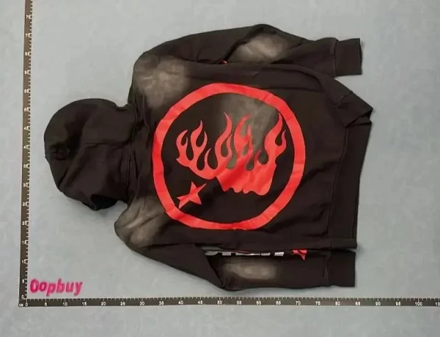 Hellstar Hoodies & Sweatshirts Graphic Print Crewneck Sweatshirt product detail image 4