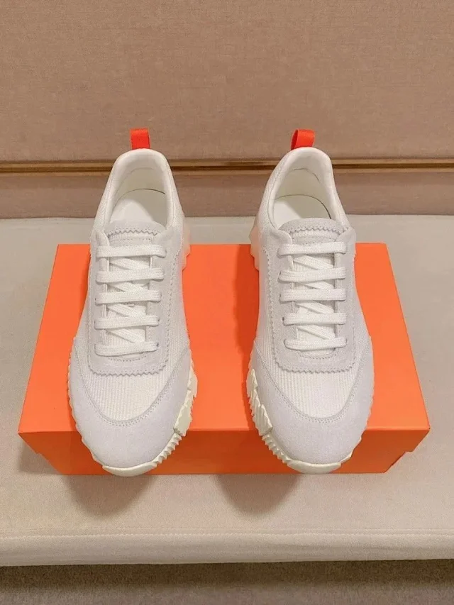 Unbranded Sneakers Low-top lace-up with ribbed sole and heel accent product detail image 8
