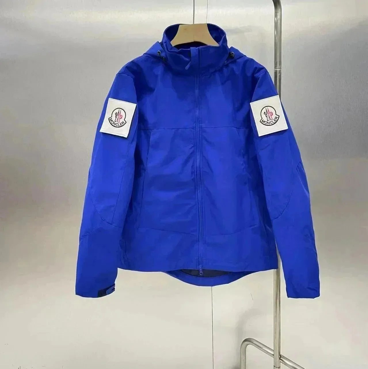 Moncler Jackets Hooded zip-up lightweight jacket — 27