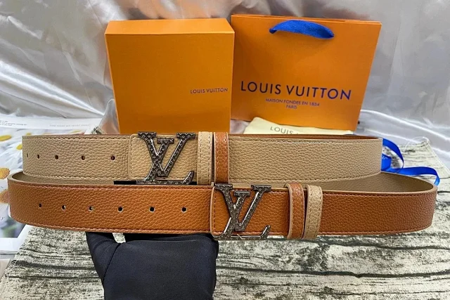 Louis Vuitton Belts LV Buckle Monogram Belt product detail image 5
