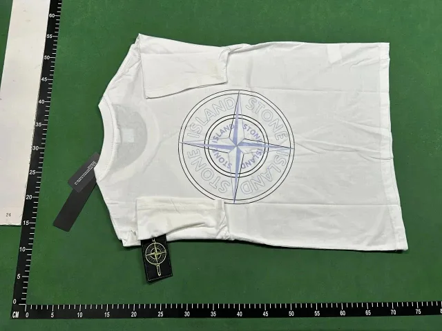 Stone Island T-Shirts 04YHH41 compass-logo short-sleeve T-shirt product detail image 3