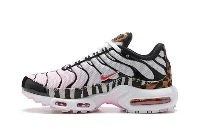 Nike Sneakers Air Max Plus product detail image 36
