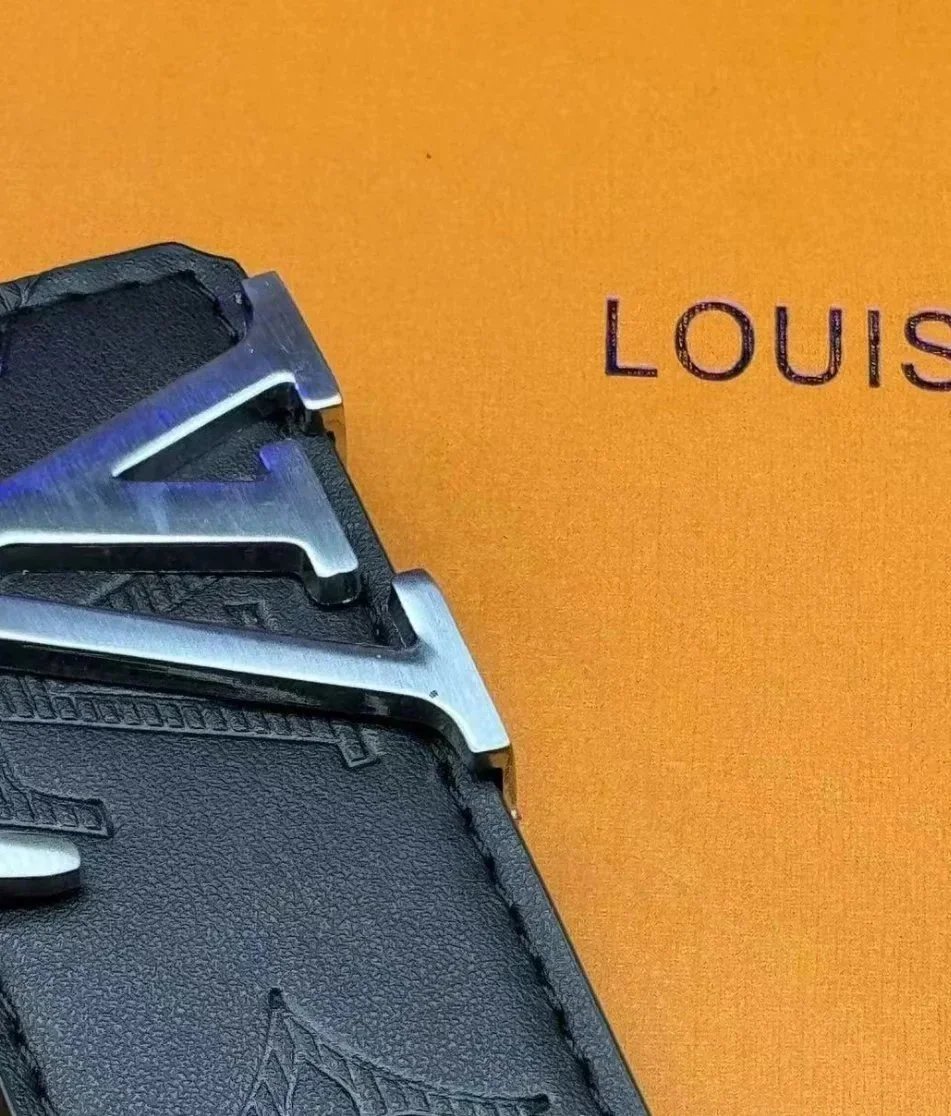 Louis Vuitton Belts LV Initiales buckle with Monogram-pattern strap image 7