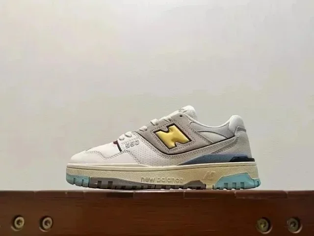 New Balance Sneakers 550 Low-Top product detail image 4