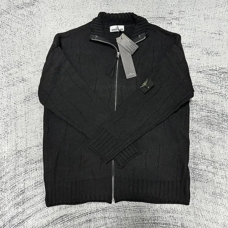 Stone Island Down Jackets Hooded quilted puffer jacket with compass sleeve badge — DDSTD-MY-0019