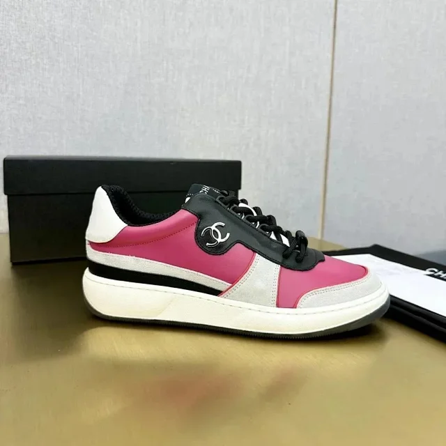 Fendi Sneakers Mesh Panel product detail image 5