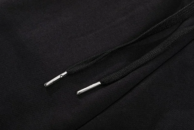 Moncler Shorts Drawstring Logo product detail image 2