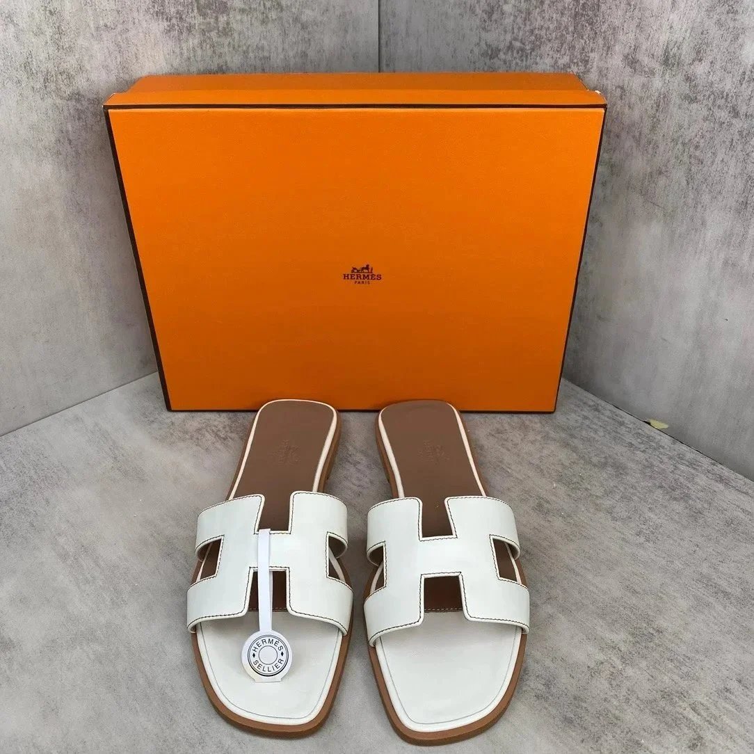 Hermès Oran Sandals White with Brown Sole Slippers - 1