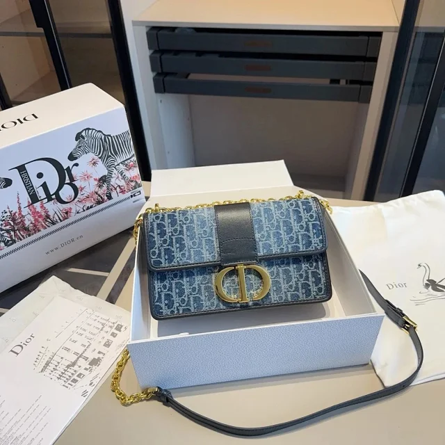 Dior Journey and Lady product detail image 9
