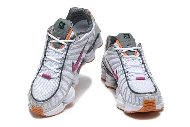 Nike Sneakers Shox TL product detail image 3