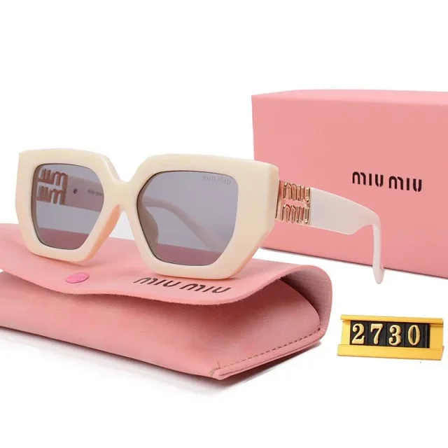 Miu Eyewear 2730 Oversized Square Sunglasses product detail image 2