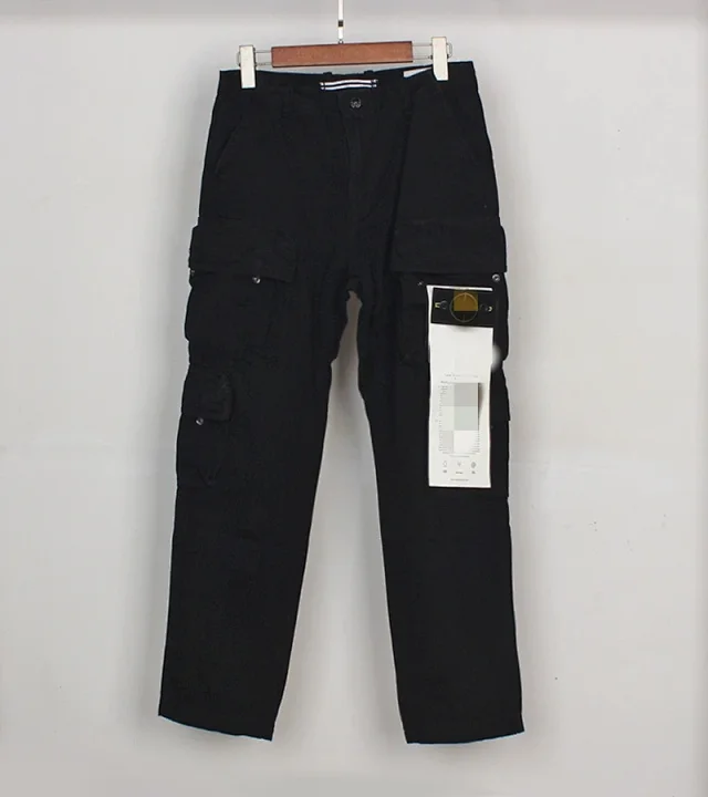 Stone Island Trousers Cargo with multiple flap pockets and Compass badge product detail image 4