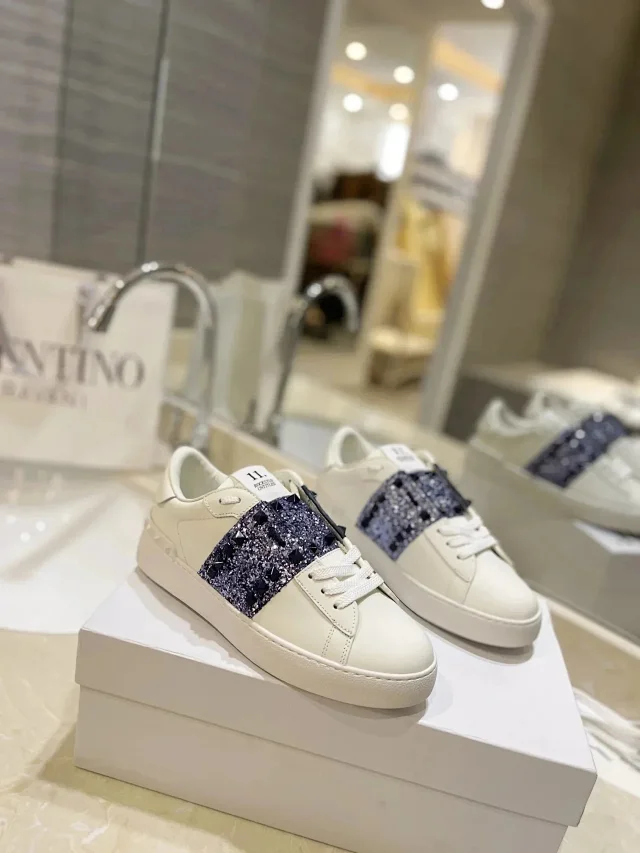 Valentino Garavani Sneakers Low-Top VLTN Logo product detail image 6