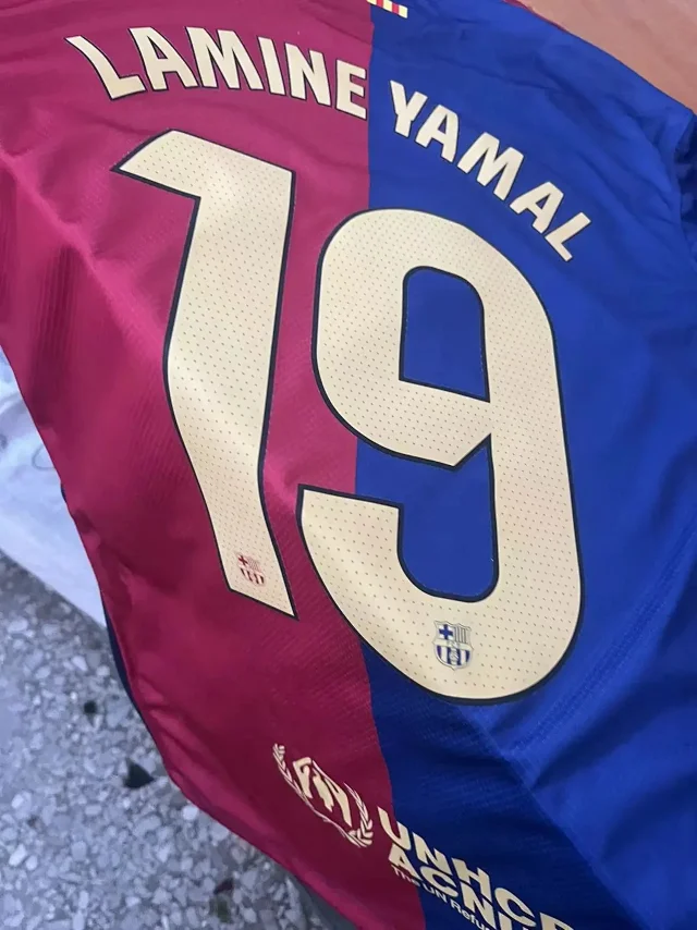 FC Barcelona Football Jerseys 2024–25 Home/Away Player-Name Jersey product detail image 10