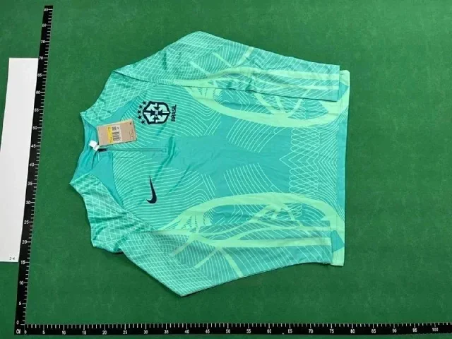 Nike Tracksuits Half-Zip Football Training Tracksuit product detail image 2