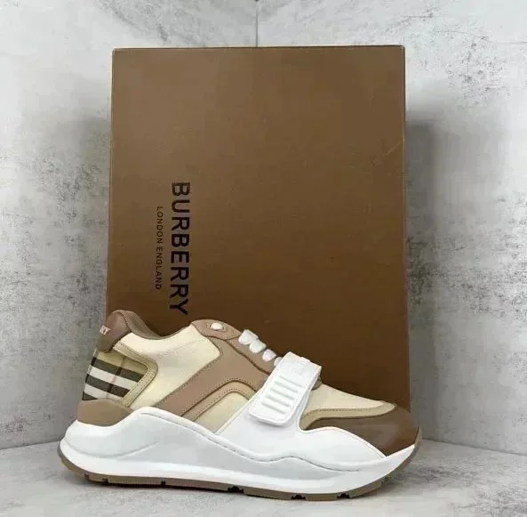 Burberry Sneakers Chunky low-top strap product detail image 9