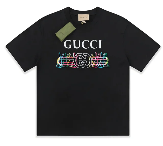 Gucci T-Shirts Logo Graphic product detail image 1
