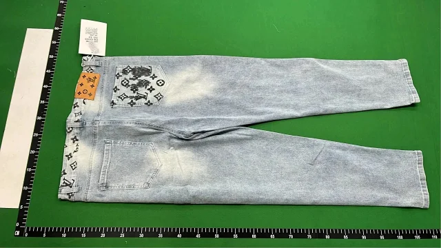 Louis Vuitton Jeans Monogram straight-leg product detail image 4