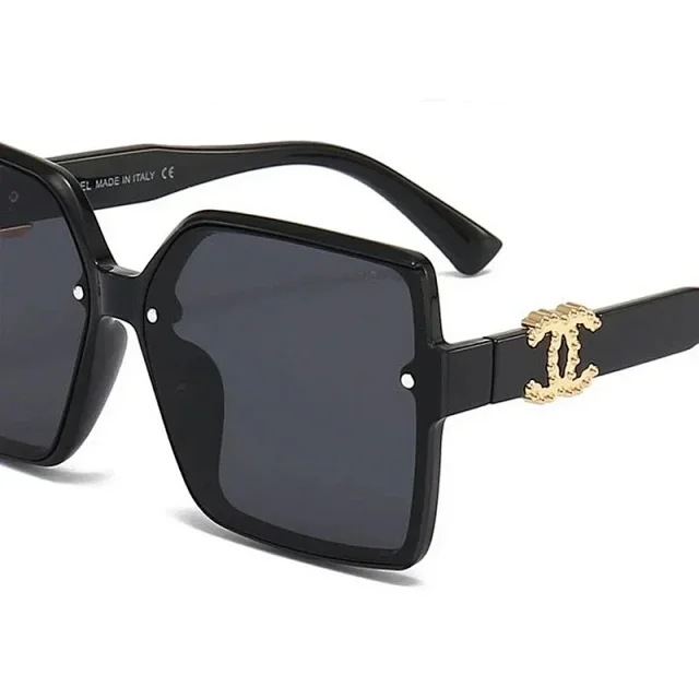 Chanel Eyewear Sunglasses with round or square frames product detail image 2