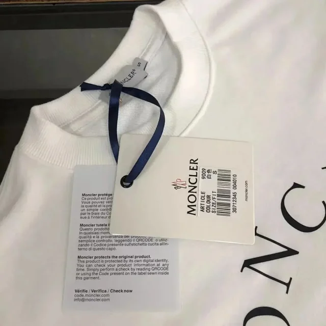 Moncler Hoodies & Sweatshirts Crewneck Logo Sweatshirt product detail image 4