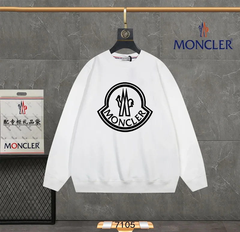 Moncler Hoodies & Sweatshirts Crewneck Logo Sweatshirt — 35