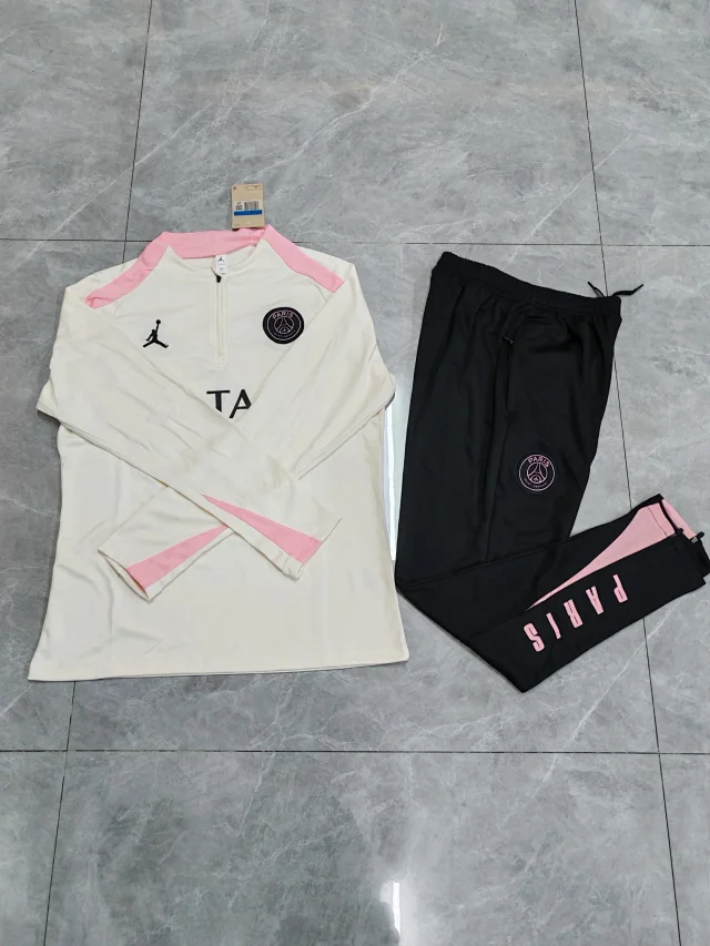 Adidas Tracksuits Football Club Quarter-Zip Training Tracksuit product detail image 4