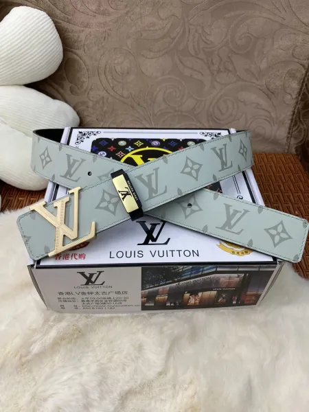 Louis Vuitton LV Initiales Belt Mint Green Leather Belt - 1