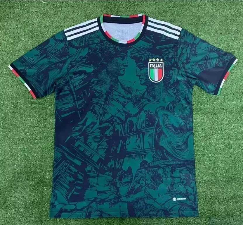 意大利赛前训练服绿色