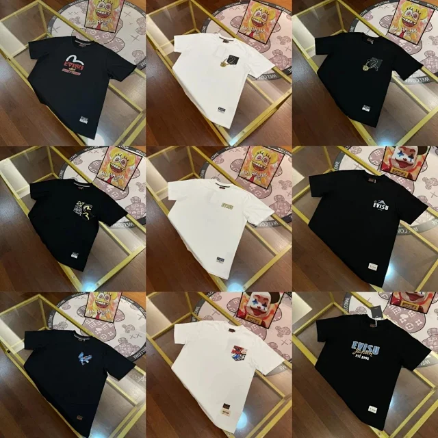 EVISU T-Shirts Loose-fit short-sleeve graphic logo T-shirt product detail image 1