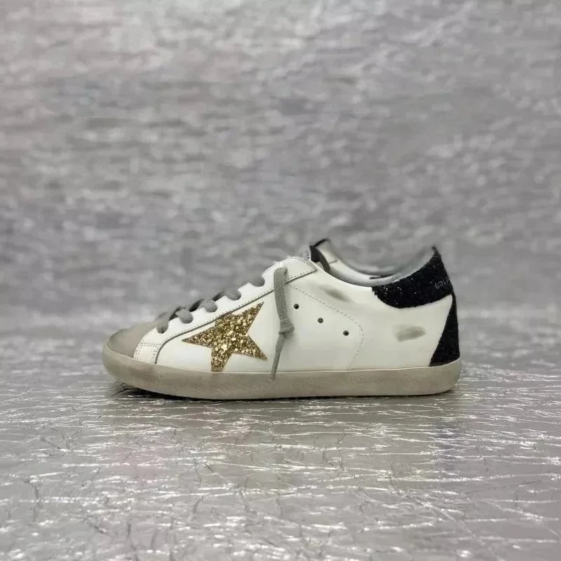 Golden Goose Sneakers Superstar low-top with star appliqué — 14