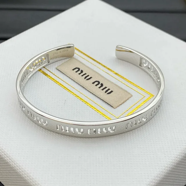 Miu Jewelry Logo Cutout Open Cuff Bracelet product detail image 3