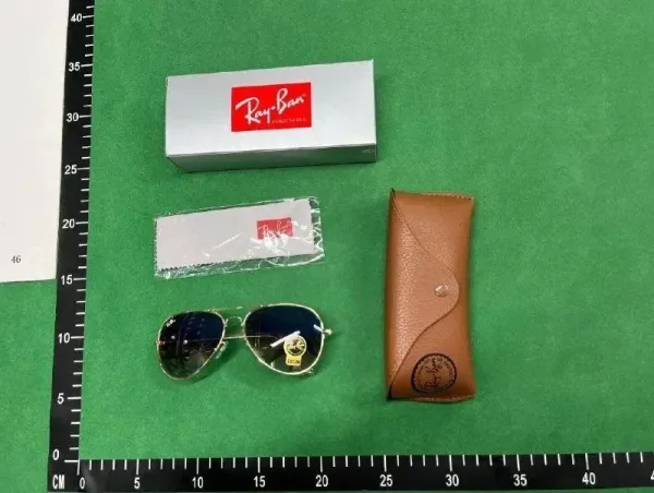 Ray-Ban Wayfarer Black Silver Mirror Sunglasses - 3