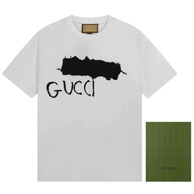 Gucci T-Shirts Short-Sleeve Logo Graphic T-Shirt product detail image 6