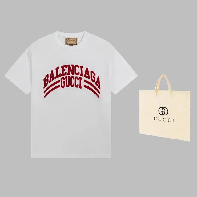 Gucci T-Shirts Short-Sleeve Logo Graphic T-Shirt product detail image 9