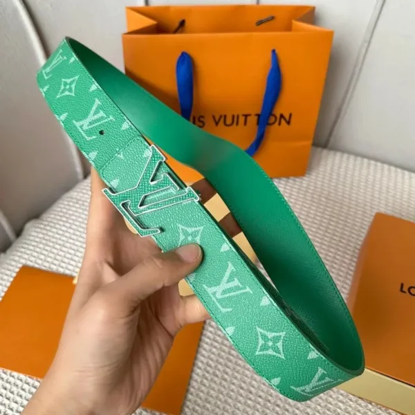 Louis Vuitton LV Initiales Belt Green Monogram Epi Leather Belt - 1