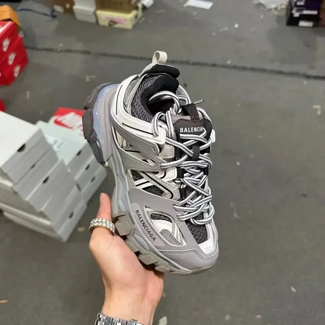 Balenciaga Sneakers Track product detail image 5