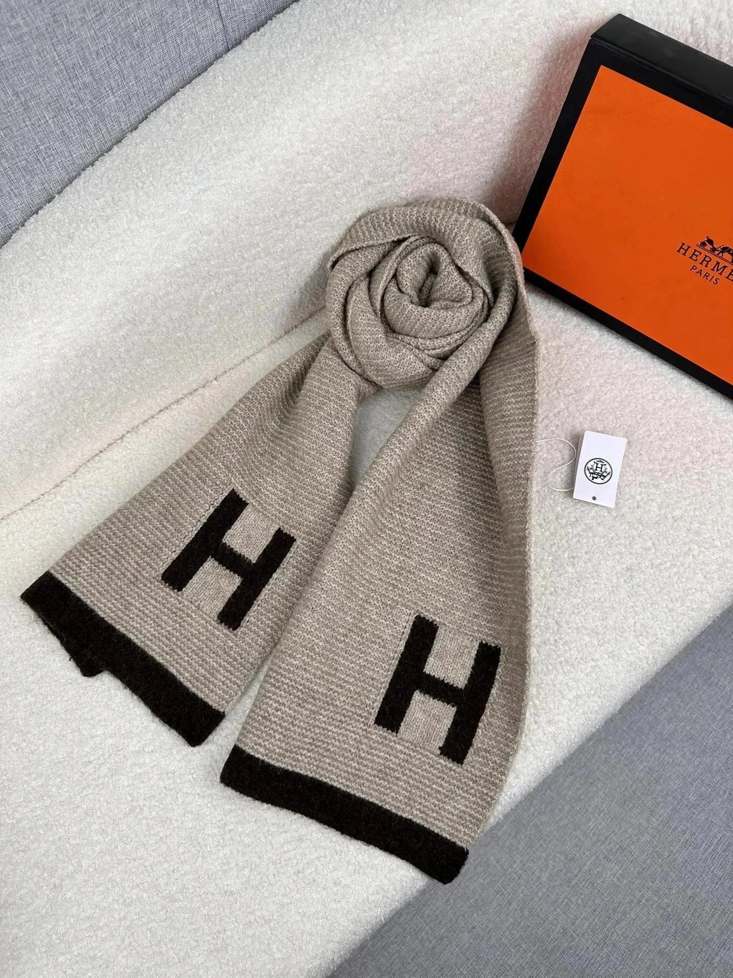 Dior Scarves Fringed Logo-Pattern Scarf image 11