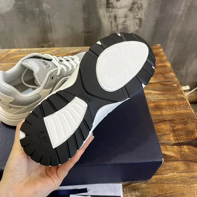 Dior Sneakers B30 product detail image 9