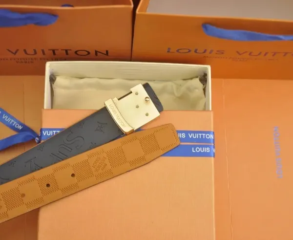 Louis Vuitton LV Initiales Belt Black Leather with Gold-Tone Buckle - 9