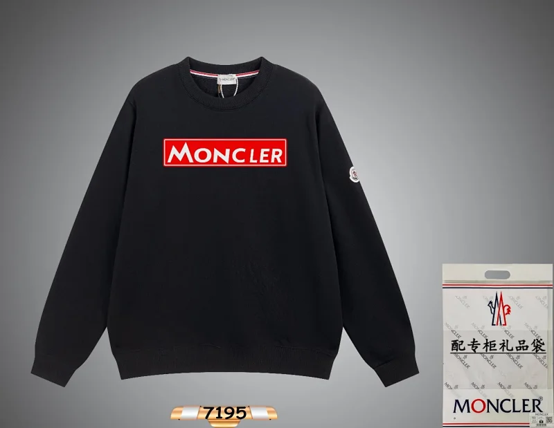 Moncler Hoodies & Sweatshirts Crewneck Logo Sweatshirt — 34