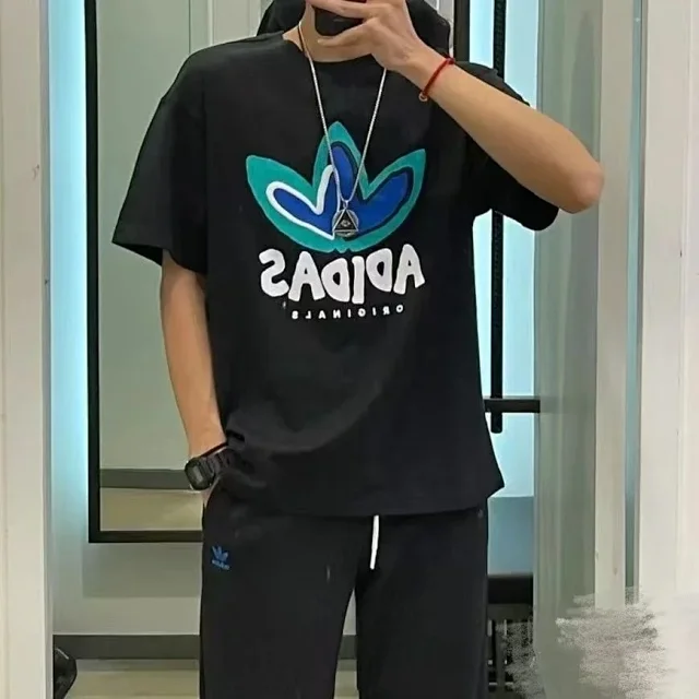 Gucci T-Shirts Short-Sleeve Logo Print Crewneck product detail image 2
