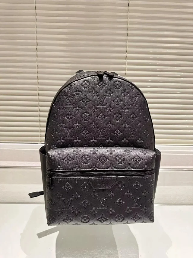 Louis Vuitton Backpacks Monogram backpack with front zip pocket product detail image 8