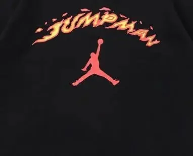 Nike T-Shirts Short-Sleeve Graphic Print T-Shirt product detail image 7