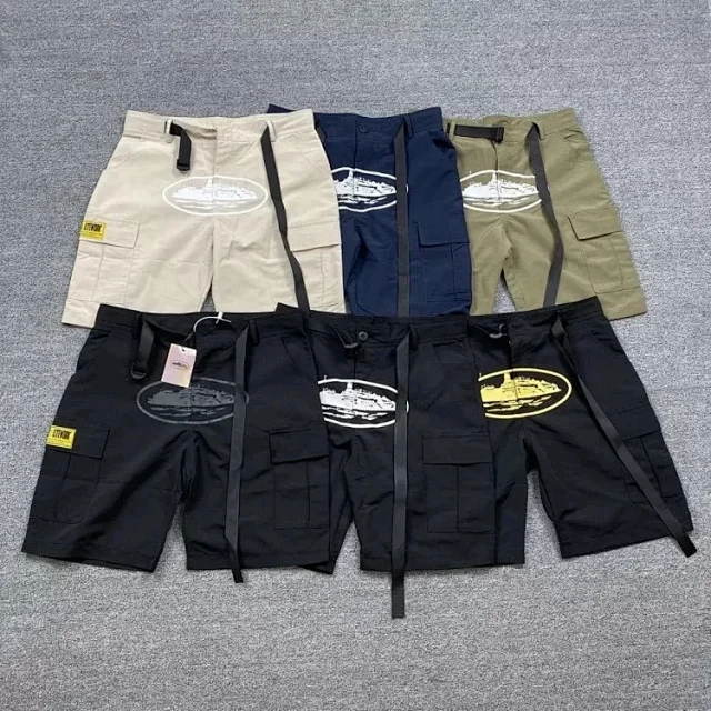 Corteiz Shorts Cargo with Webbing Belt and Oval Graphic Print product detail image 4