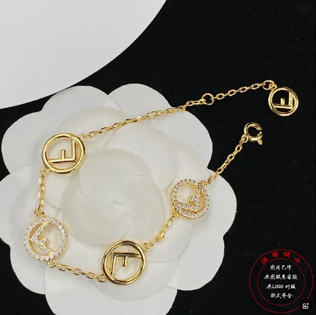 Unbranded Jewelry Gold-Tone Letter Charm Chain Bracelet with Rhinestone Accents product detail image 3