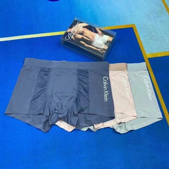 Calvin Klein Underwear Men's Boxer Briefs product detail image 1
