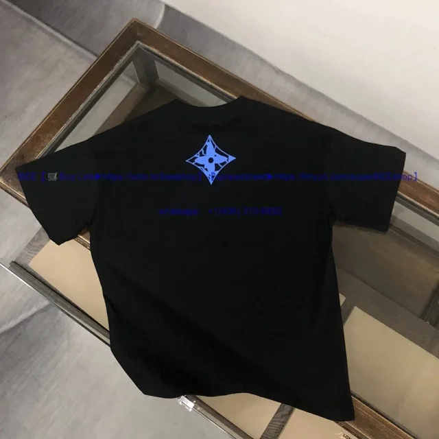 Louis Vuitton T-Shirts Short-Sleeve Crew-Neck Graphic product detail image 36