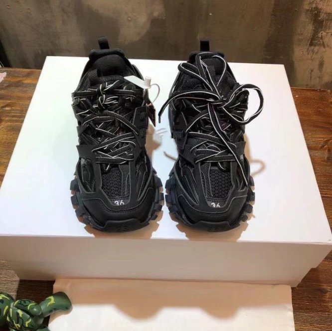 Paris TRACK 3.0 - Black